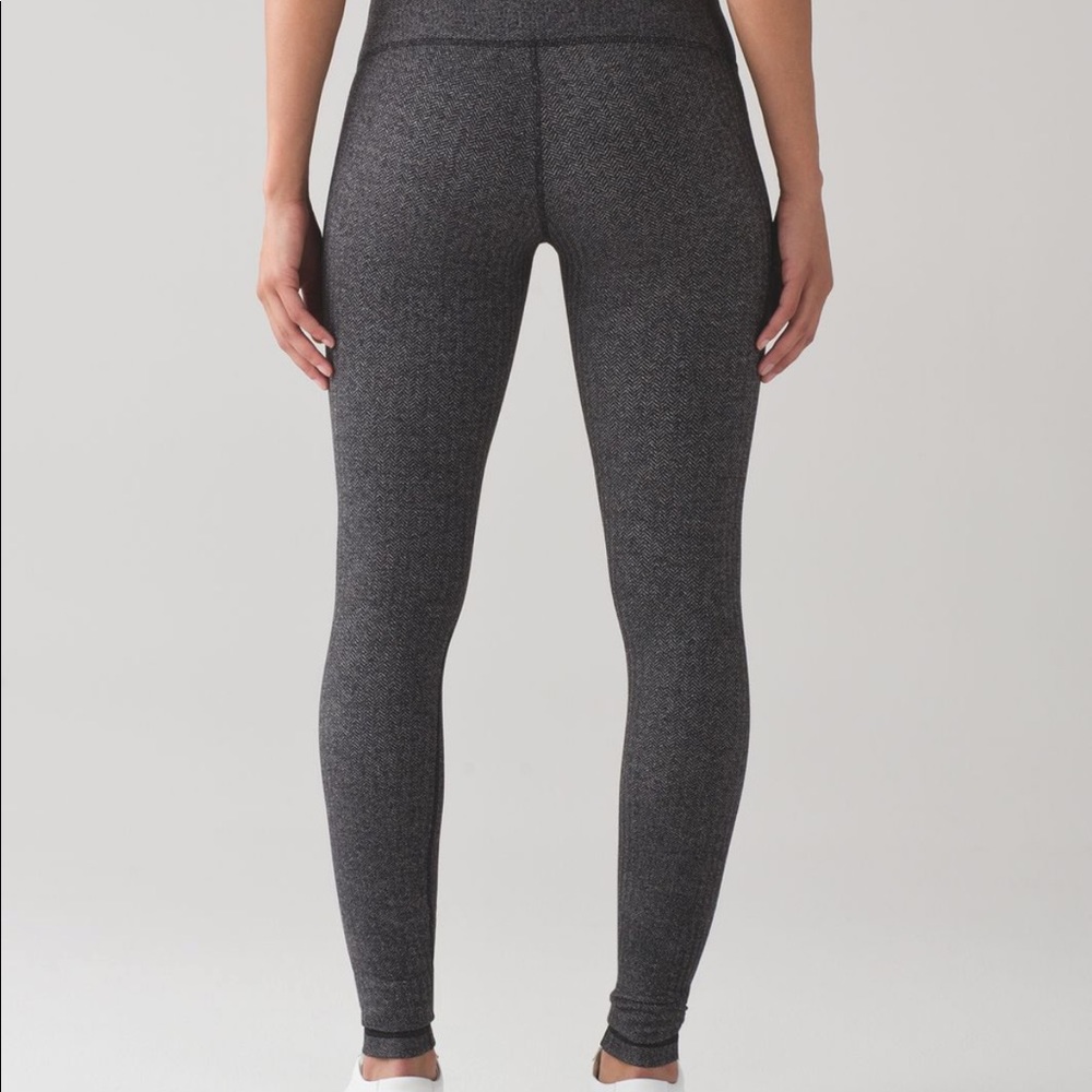 Lululemon Hereingbone Wunder Under